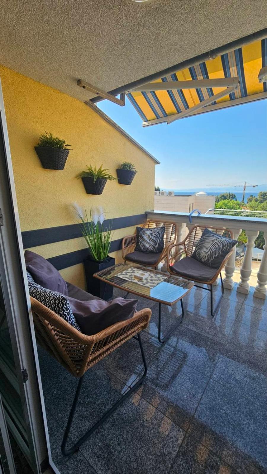 Apartman Moris Malinska Buitenkant foto